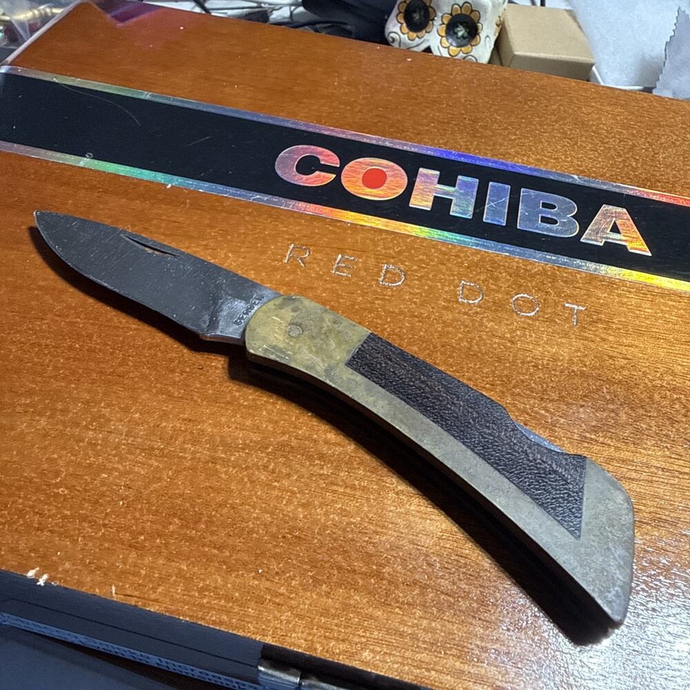 Vintage Gerber 97223 Brass Lock-back Folding Knife Walnut Inlay Portland OR USA